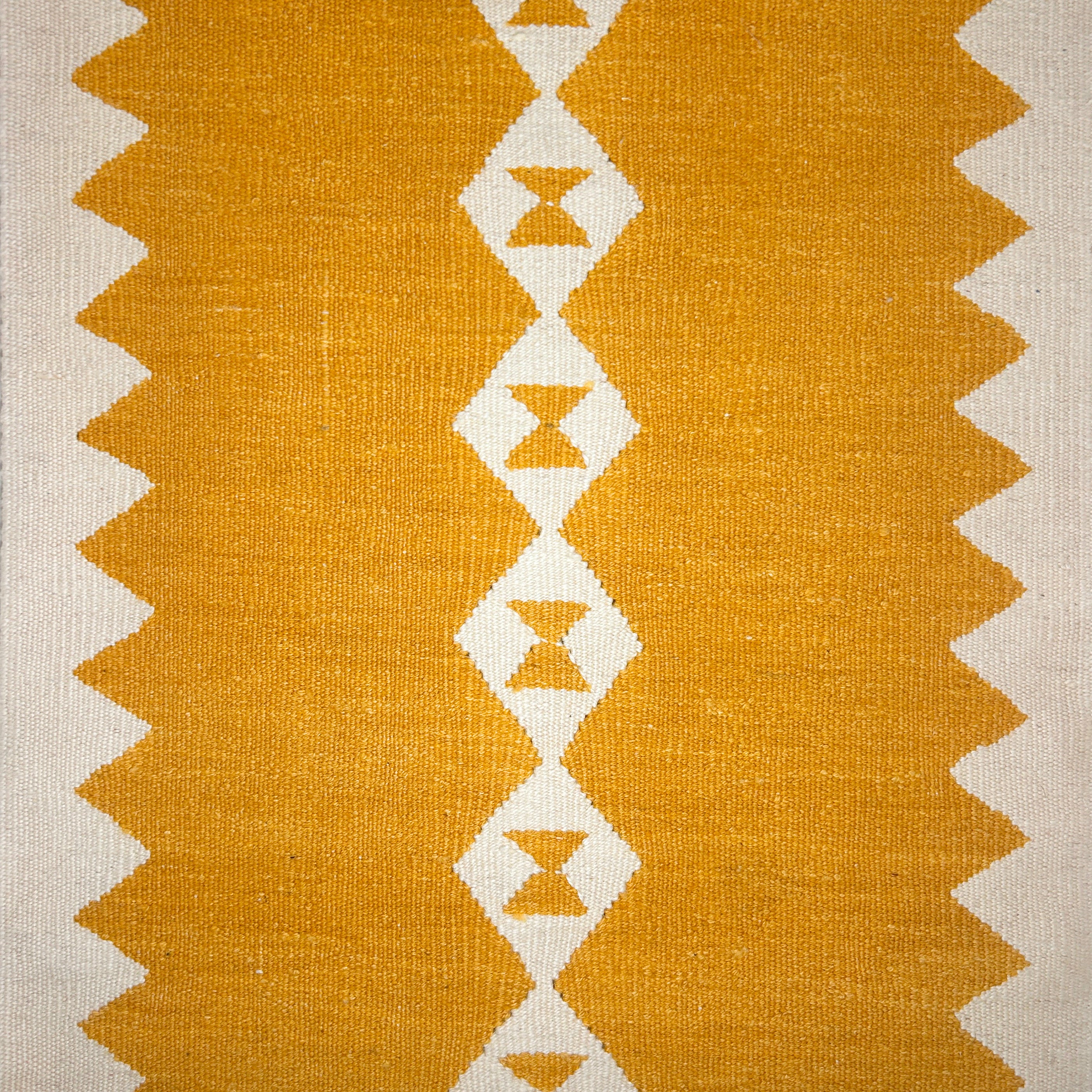 Eye Yellow
