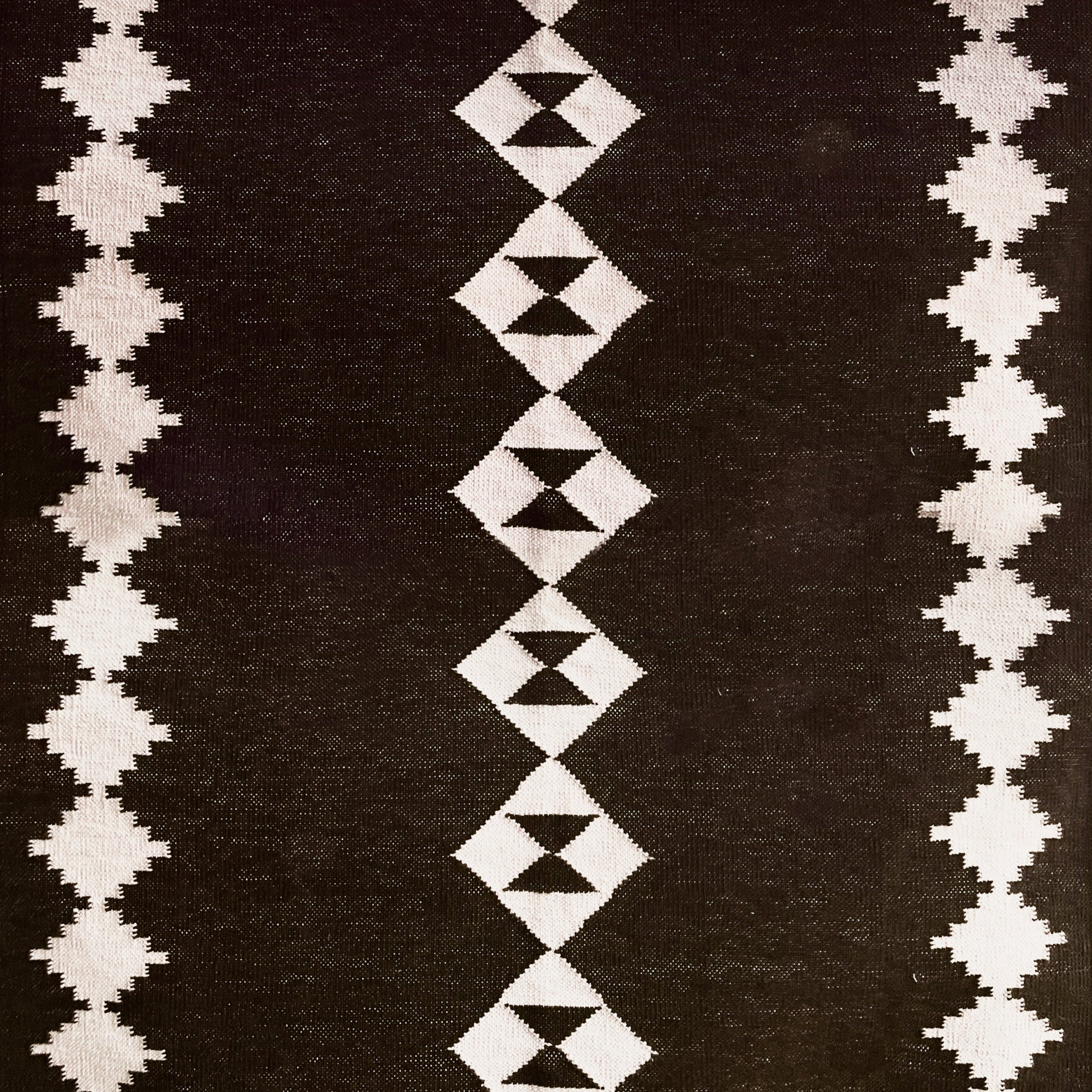 Fortis Charcoal raw cotton by Sophie Cooney Runners